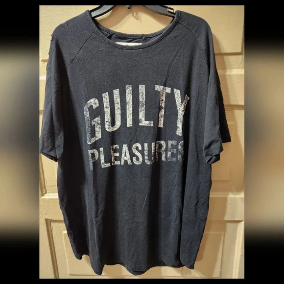 The Rolling Paper Brand "Guilty Pleasures" Short Sleeve Cotton Graphic Tee GUC - Picture 1 of 6